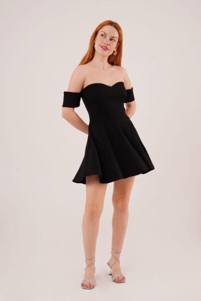 Kol Detaylı Straplez Siyah Mini Elbise