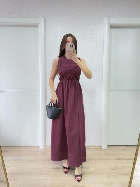 Kolsuz Göğüs Lastıklı Uzun Elbise - Bordo