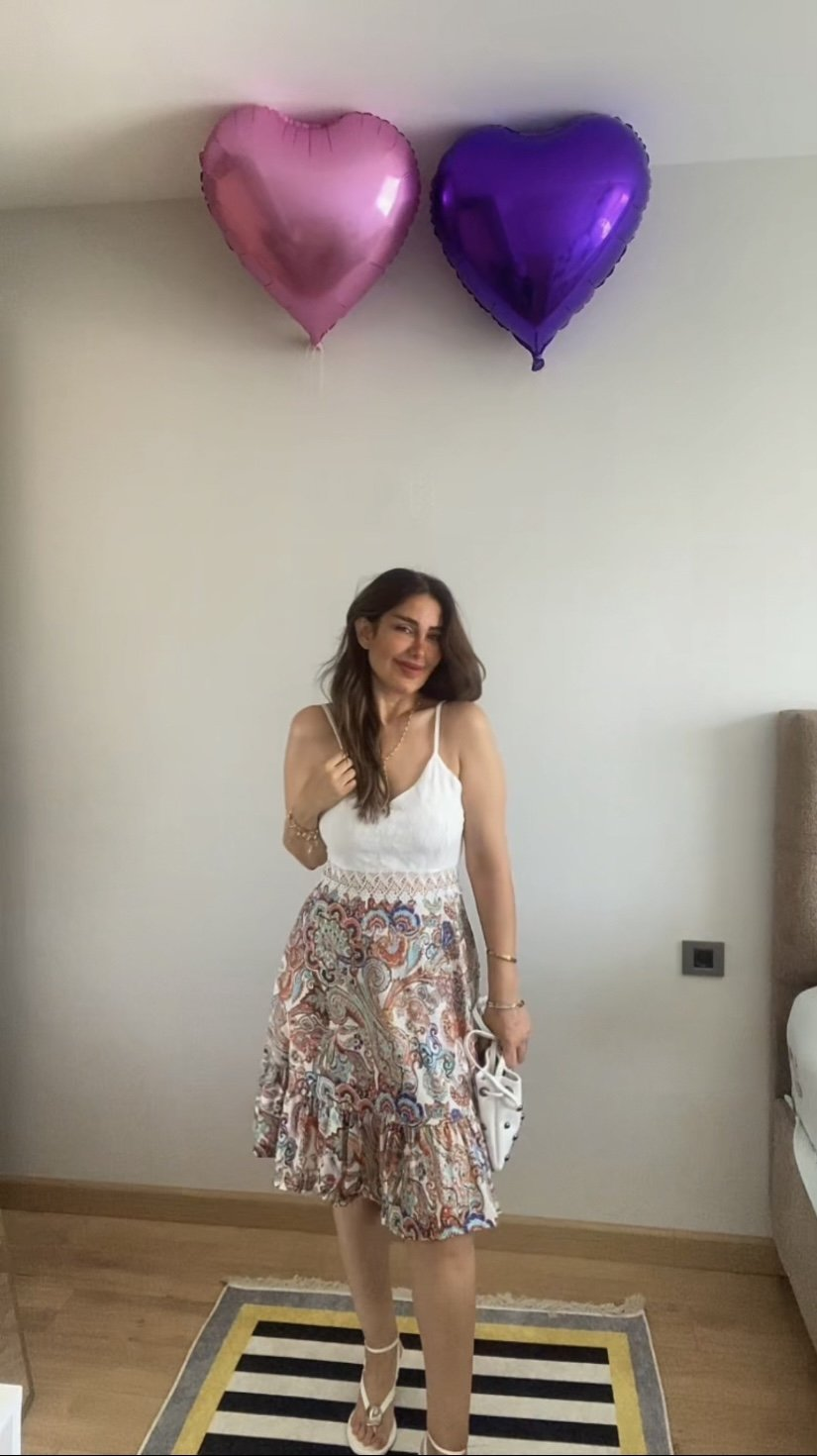 Kadın Askılı V Yakalı üst Dantel Alt Süprem Mini Elbise