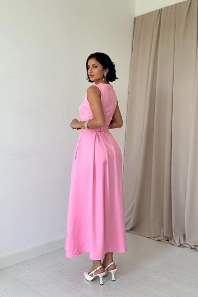 Pembe Halter Yaka Kloş Elbise