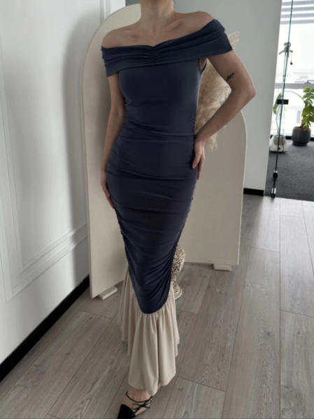 Striptiz Omuzlu Uzun Elbise- Füme