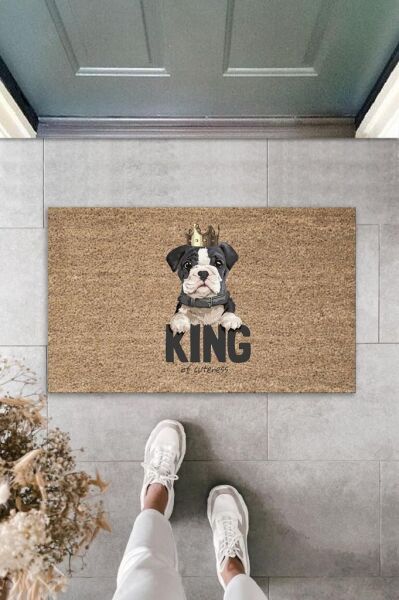 Dijital Baskı Kahverengi King Yazılı Taçlı Köpek Dekoratif Kapı Paspası K-2052