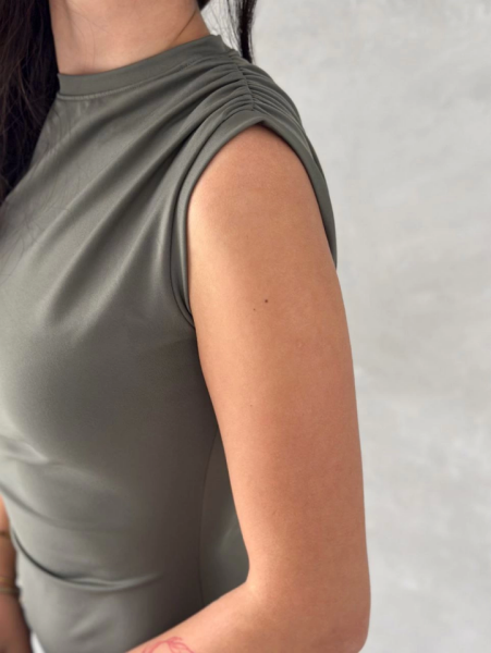 Kolsuz Yırtmaçlı Uzun Maxı Boy Elbise - Yeşil