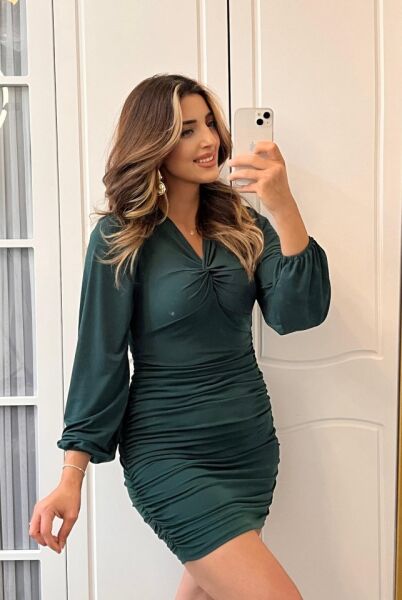 Kadın Uzun Kollu V Yakalı Yanlardan Büzgülü Kısa Sandy Elbise