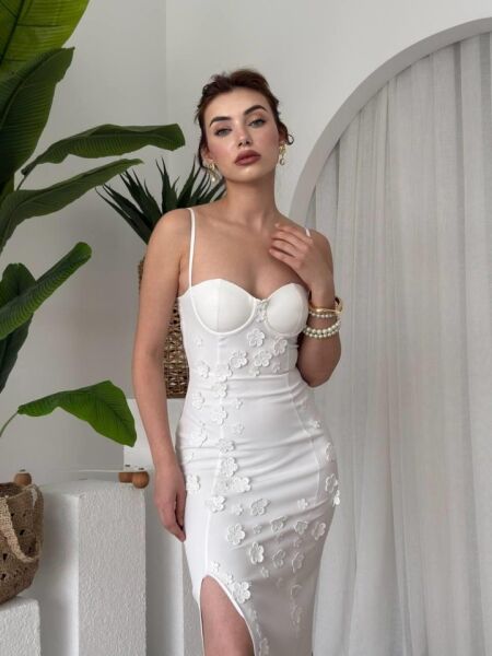 Stor Gül Detaylı Elbise