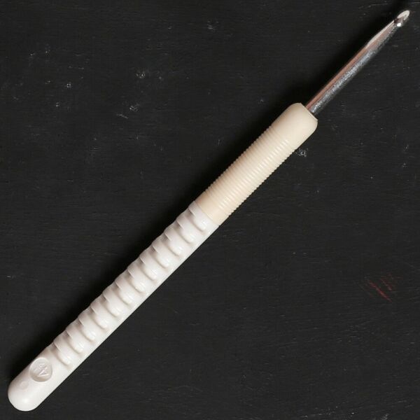 Addi 4,5 Mm 15 Cm Plastik Saplı Yün Tığ - 148-7