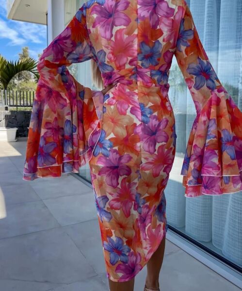 Kadın Göğüs Dekolteli Kolları Volan Detay Astarlı Tül Elbise