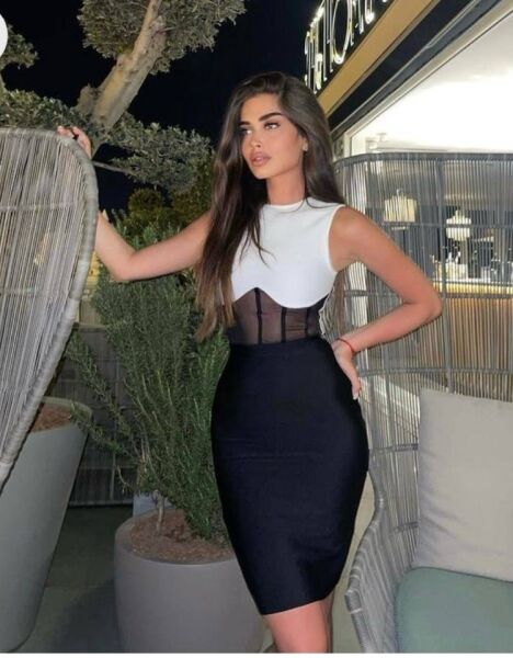 Kadın Bisiklet Yaka Kolsuz çift Renk Ve Bel Transparan Korse Detay Midi Boy Elbise