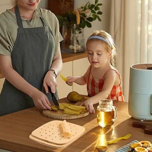 BUFFER® 250 Adet Air Fryer Pişirme Kağıdı Tek Kullanımlık Hava Fritöz Yağ Geçirmez Yapışmaz Gıda Pişirme Kağıdı Delikli Kare Model