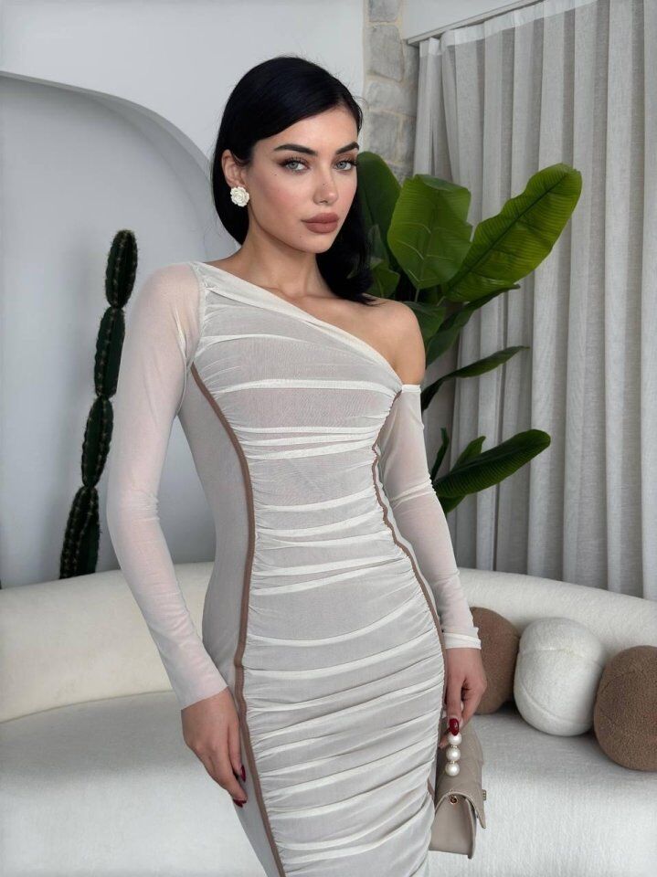 Violet Omuz Detaylı Elbise