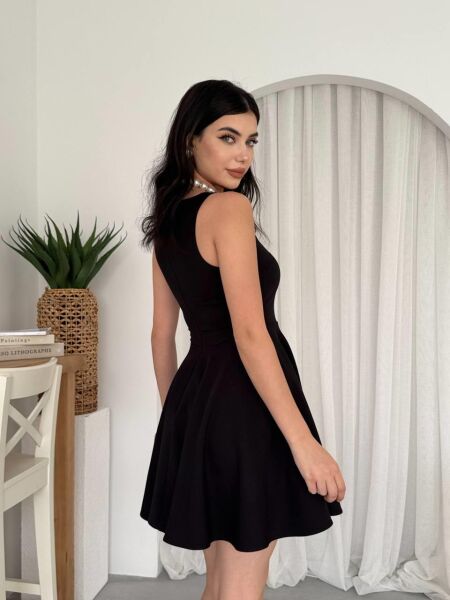 Berl Cep Detaylı Elbise