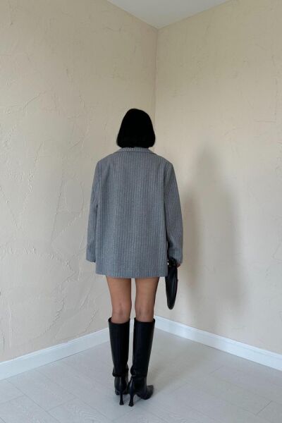 Gri Çizgili Oversize Ceket