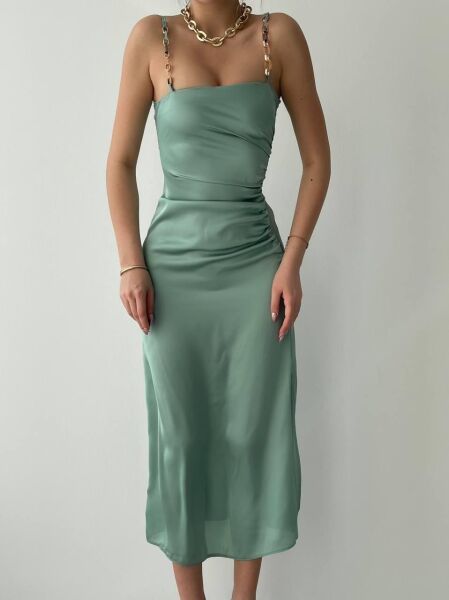 Oxpo Yırtmaç Detaylı Elbise