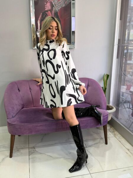 Kadın Uzun Kollu Yarı Balıkçı Yaka Desenli Kısa Dalgıç Elbise