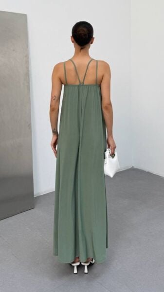 Kadın Omuz Askılı Kuş Gözü Zincir Detay Sandy Kumaş Maxi Boy Elbise